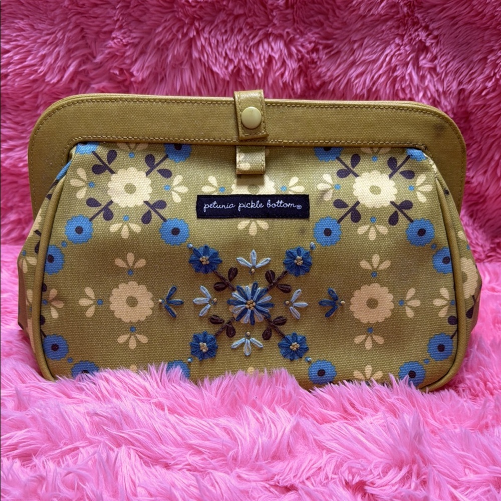 🔥LAST CHANCE🔥 Petunia Pickle Bottom Chartreuse Lime Green Diaper Clutch